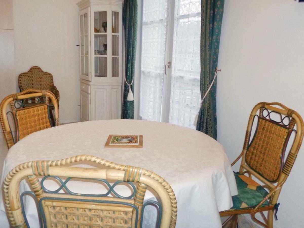 オンフルールLes Fontaines Saint Leonardアパートメント エクステリア 写真